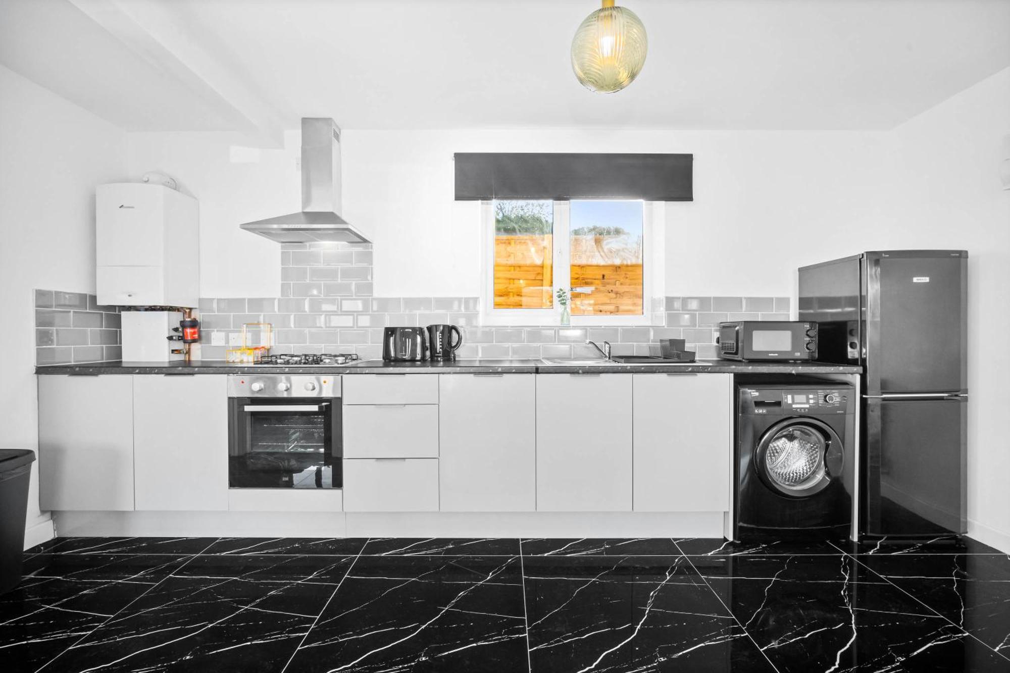 Modern Apartment - Cradley Heath - Top Rated - Netflix - Wifi - 1Mh Smethwick Buitenkant foto