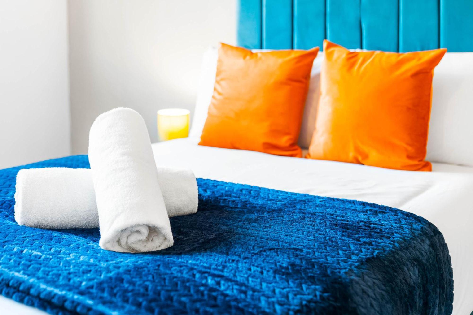 Modern Apartment - Cradley Heath - Top Rated - Netflix - Wifi - 1Mh Smethwick Buitenkant foto